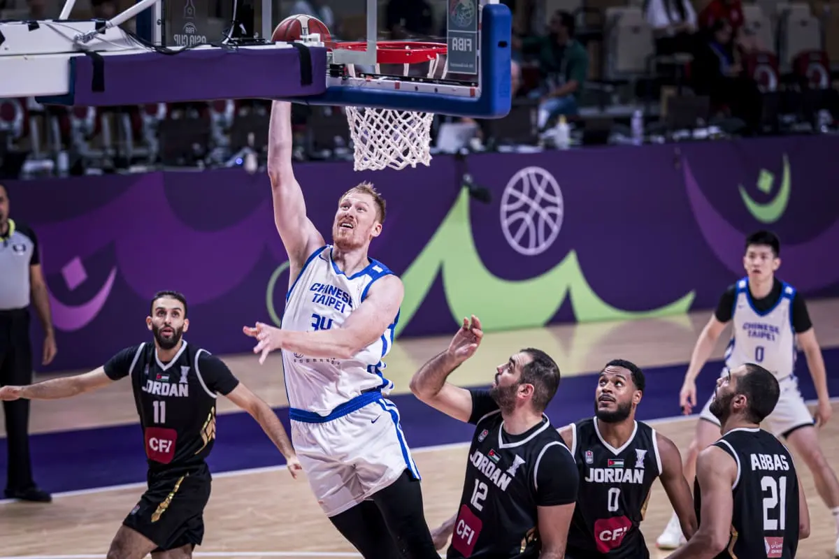 entit, 的贡献, 归化中锋一 entit, 的贡献, 归化中锋一