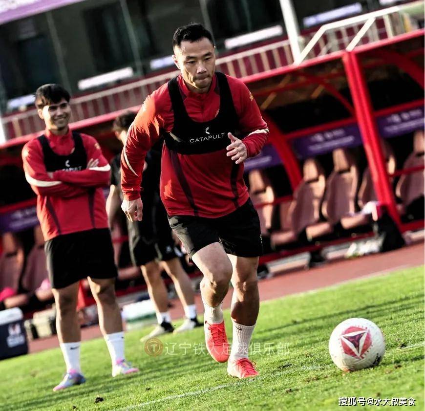 多的球队, 队中球员明, 本场比赛